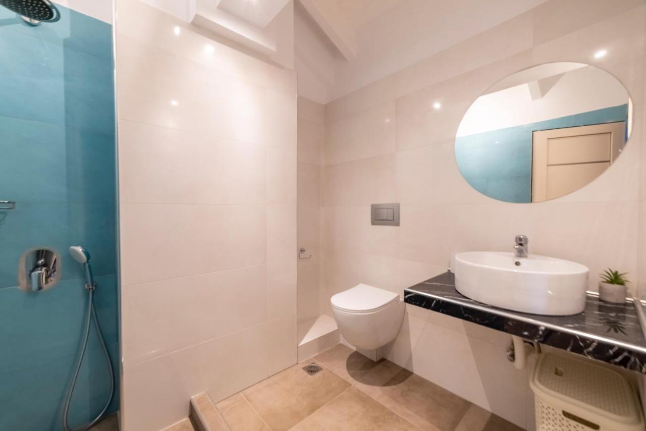 Gold Olive Suites Аликанас Экстерьер фото