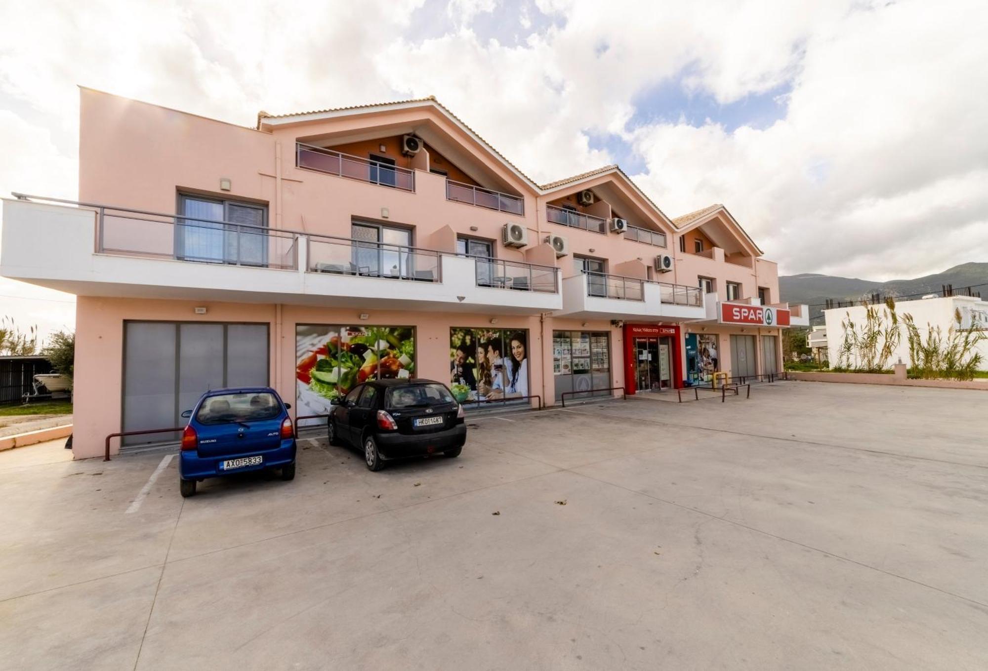 Gold Olive Suites Аликанас Экстерьер фото